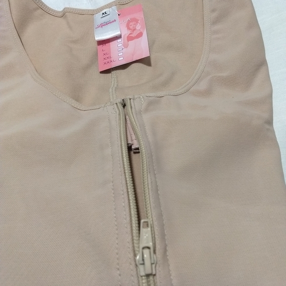 Men Shaper Body Vest - Picture 2 of 3